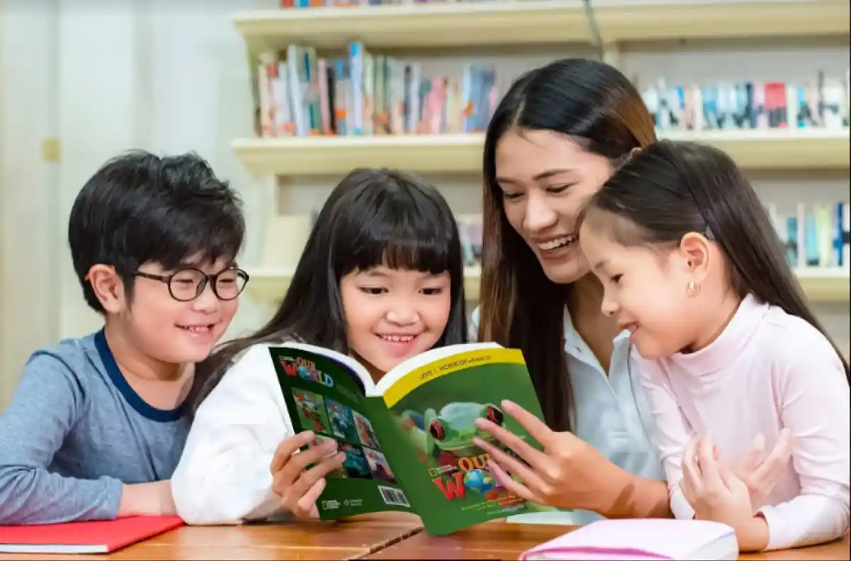 بهترین سن یادگیری انگلیسی برای کودک